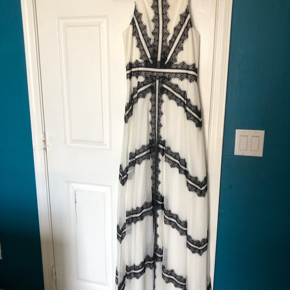 Aidan by Aidan mattox point D’esprit Gown White and black Size: 12 - Picture 2 of 7